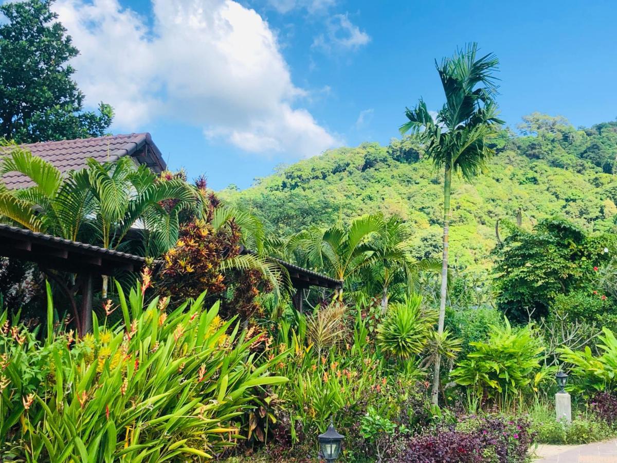 Atmaland Resort ケップ エクステリア 写真